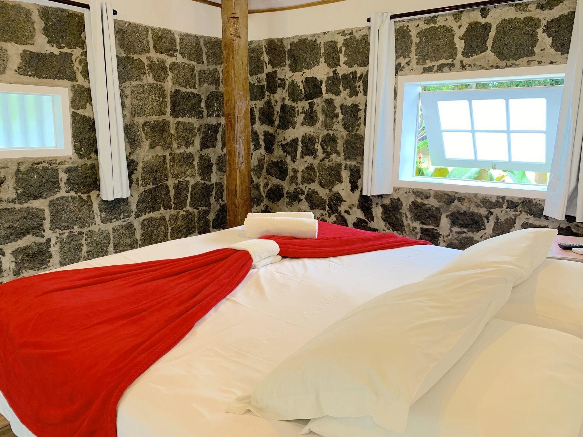 Velinn Pousada Bromelias Ilhabela Ngoại thất bức ảnh